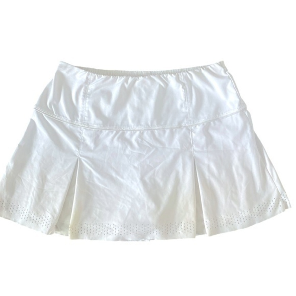 Lucky in Love Laser Cut Hem Skort - M white pleated , laser hem , polyester